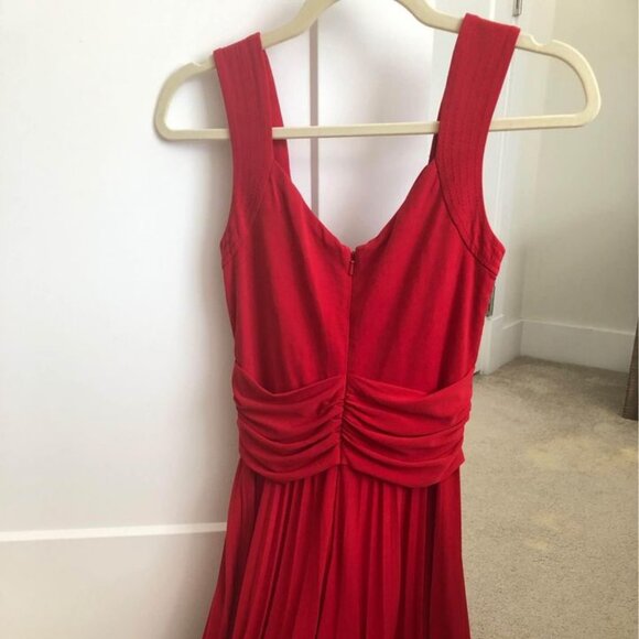 MAX AND CLEO Red Knit Pleated Midi Sleeveless V Neck Dress Size 2 - Picture 2 of 4